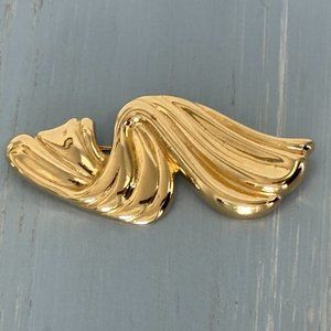 Beautiful Vintage Brooch Shiny Gold Tone Ribbon / Swirl Design